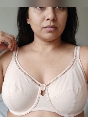 Liz Claiborne Beige Underwire Bra Size 38D Style 8468 Minimalist